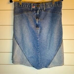 Vintage Two-toned Denim 80s Jean-skirt FRAGIL brand size 9